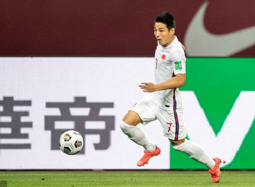 清晨拉齐奥备战法甲,内部沟通细节曝光,质疑声仍在,高层口径保持一致 -开云娱乐