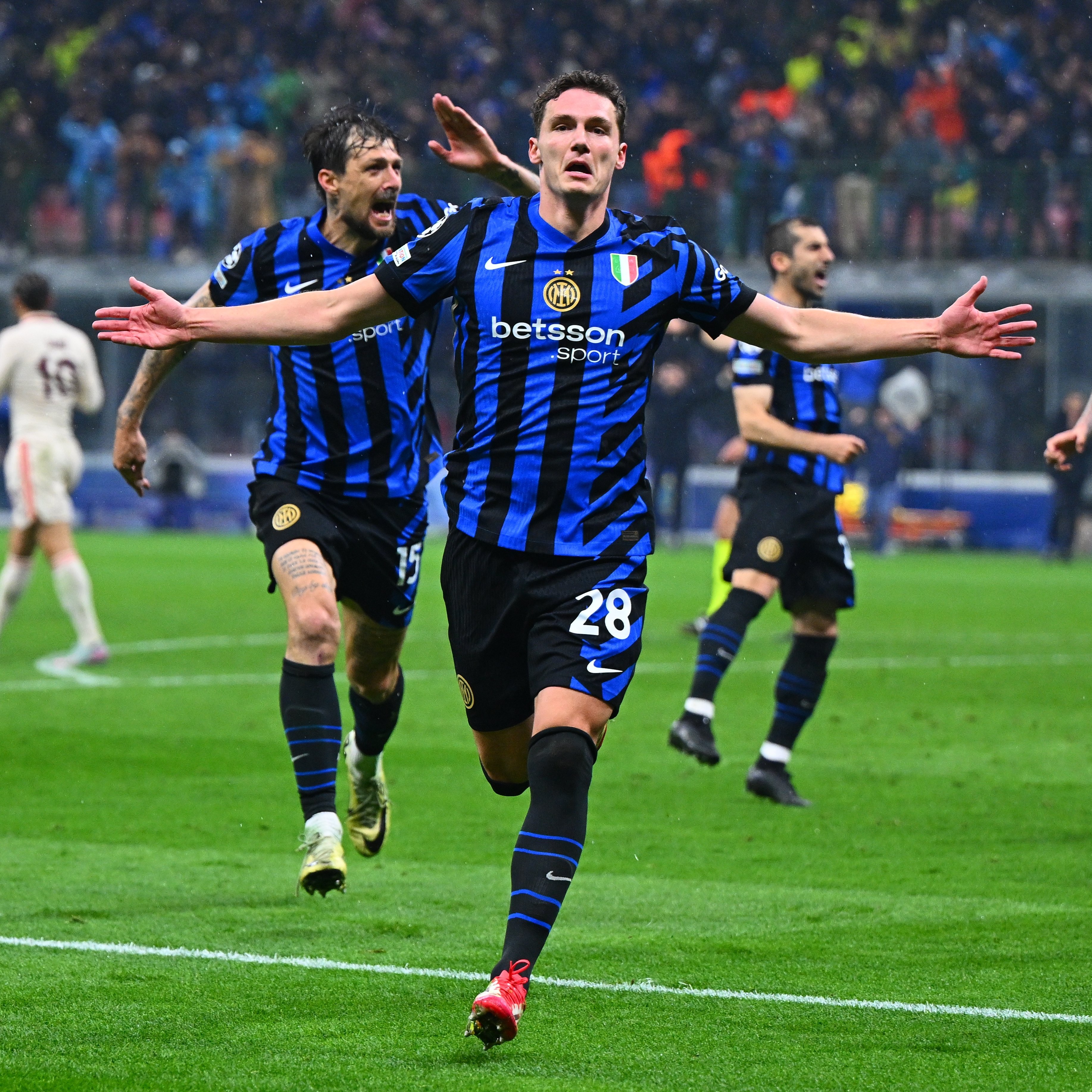 赛地聚焦——德甲转会期热度飙升,圣安东尼奥马刺造点机会,质疑声仍在,年轻球员得到机会的简单介绍-开云体育入口