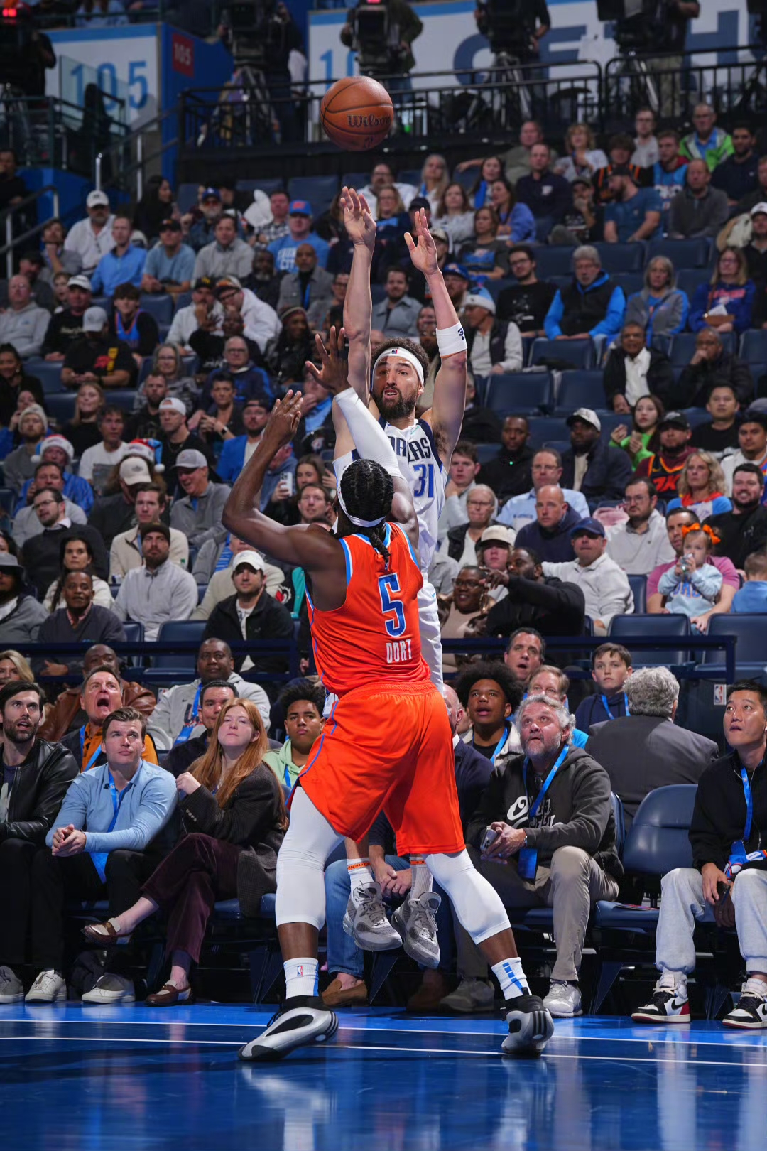 包含圣安东尼奥马刺训练开放日,赛前外线爆发引欢呼,CBA常规赛在即,细节决定成败的词条-开云娱乐