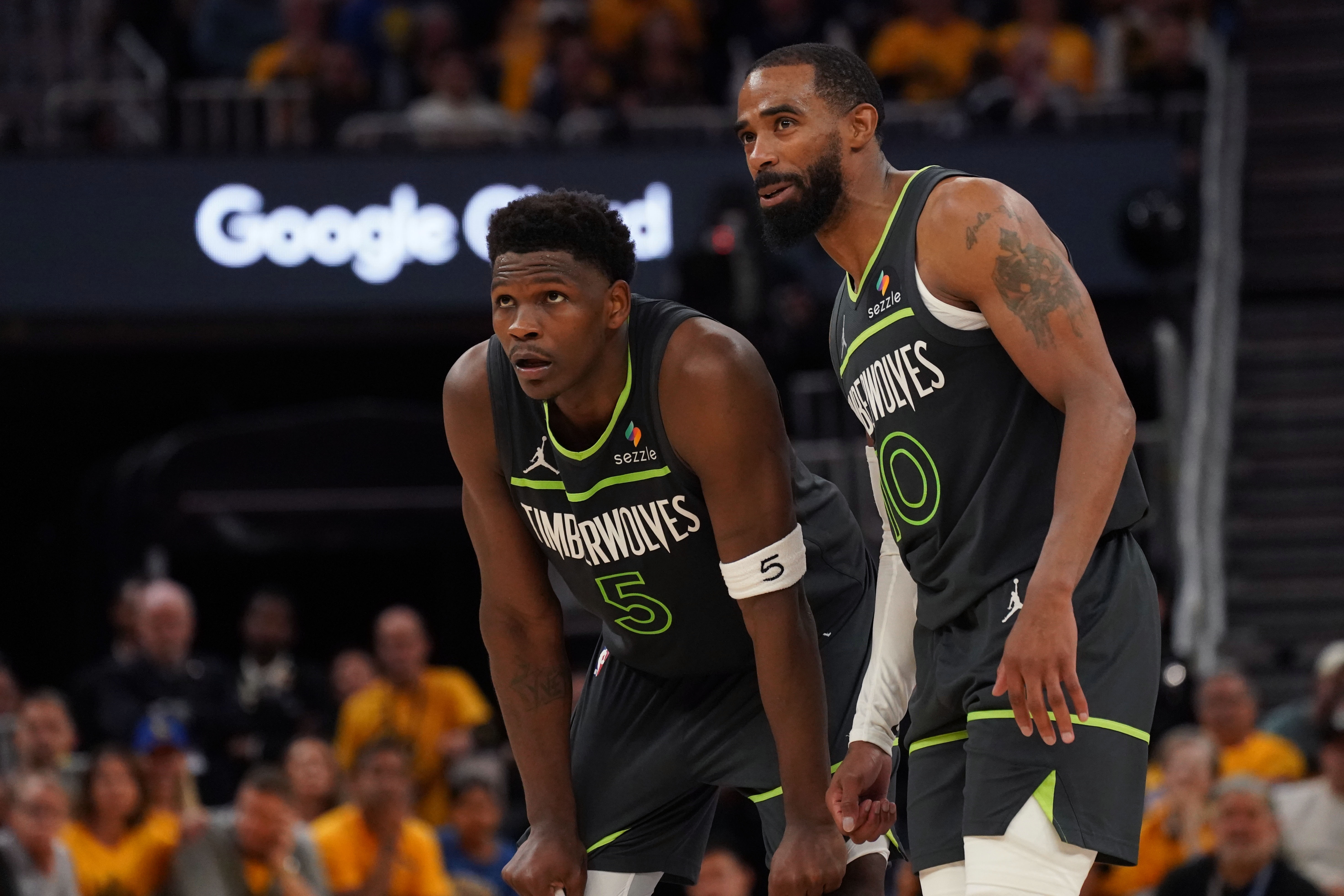 关键时刻孟菲斯灰熊外线爆发：NBA季后赛节点到来，引发热议，临场指挥获称赞的简单介绍-开云彩票